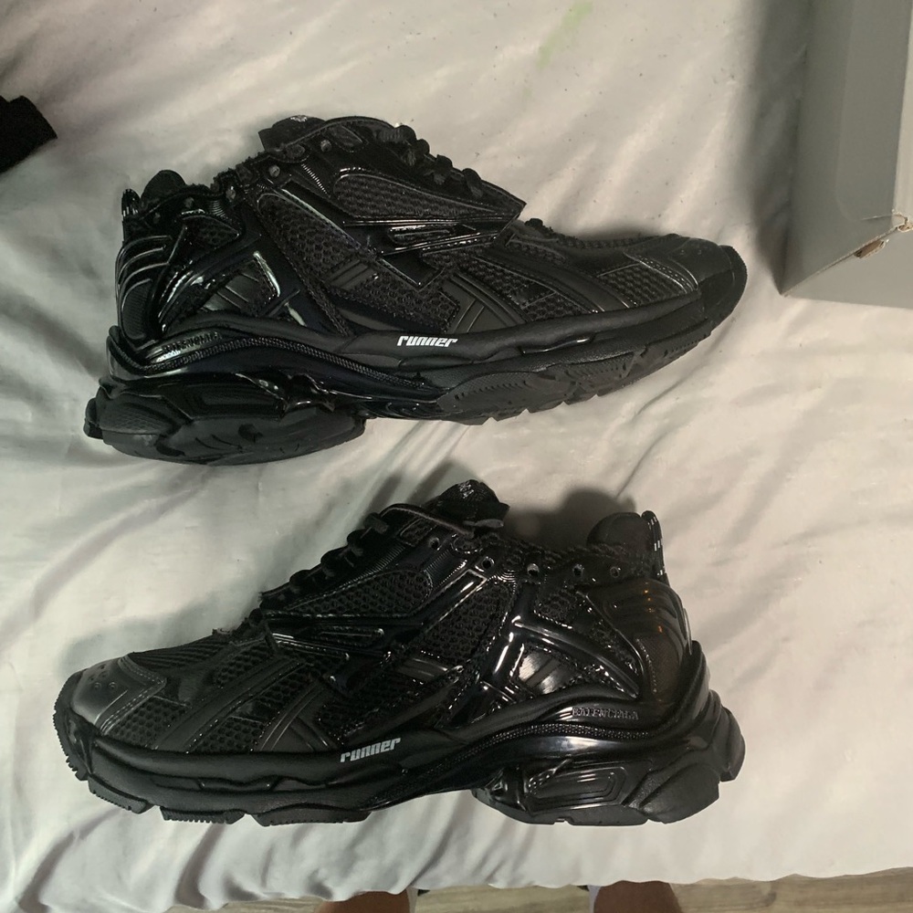 balenciaga black runner, brand new, size 11